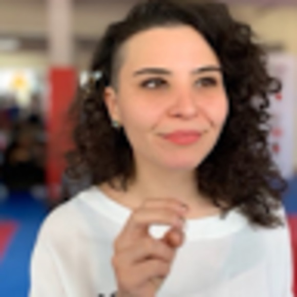 Meet your Posher, Sarah - Picture 1 of 1